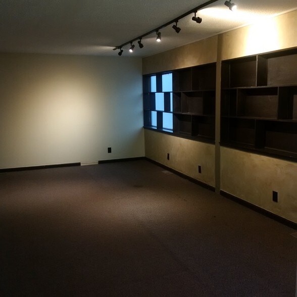 More Photos Of 3060 Packard Rd, Ann Arbor Medical For Lease