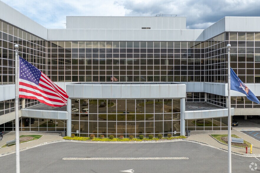 More Photos Of 440 Mamaroneck Ave, Harrison Office For Lease