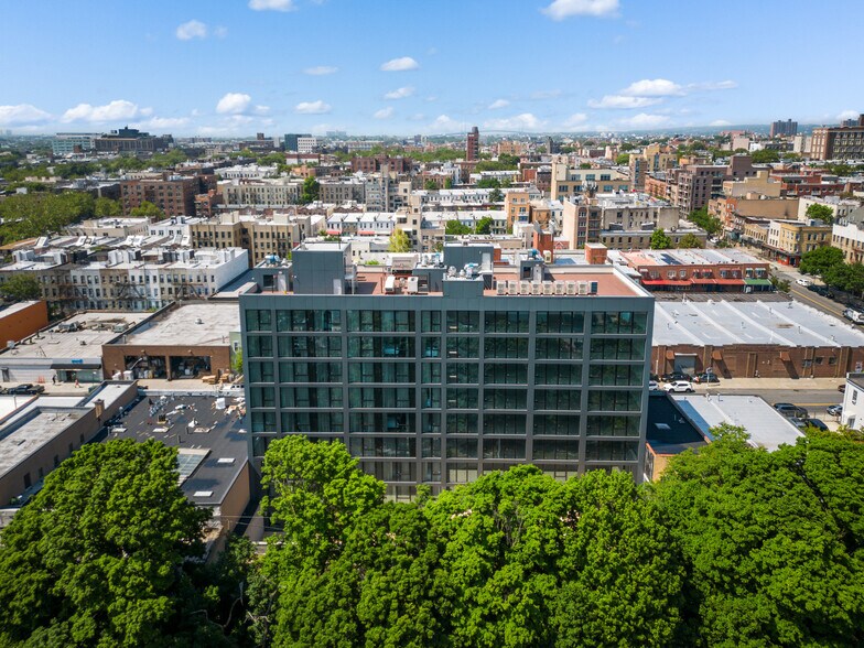 More Photos Of 825 39th St, Brooklyn Office For Sale