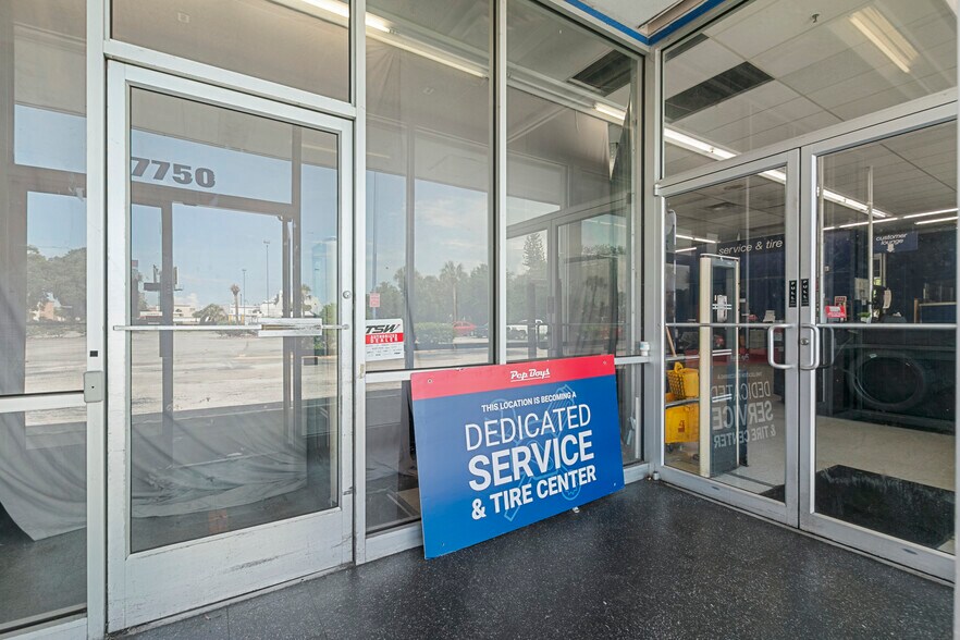 More Photos Of 7750 S Orange Blossom Trl, Orlando Storefront For Sale