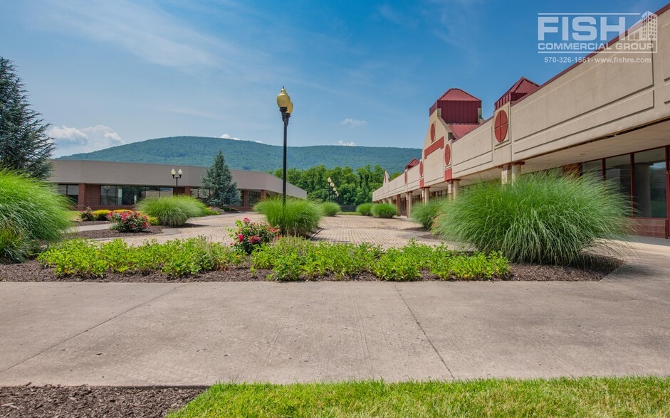 More Photos Of 1 Outlet Ln, Lock Haven Medical For Lease