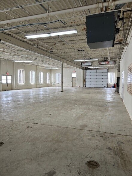 More Photos Of 6085 Court Street Rd, Syracuse Industrial For Sale
