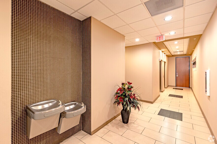 More Photos Of 1309 Ridge Rd, Rockwall Office For Lease