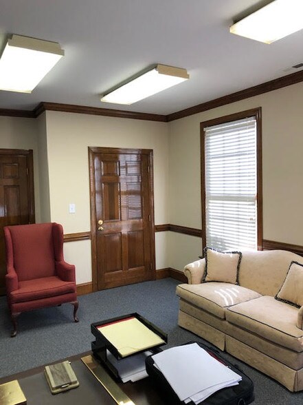 More Photos Of 4922-4948 Windy Hill Dr, Raleigh Office For Lease