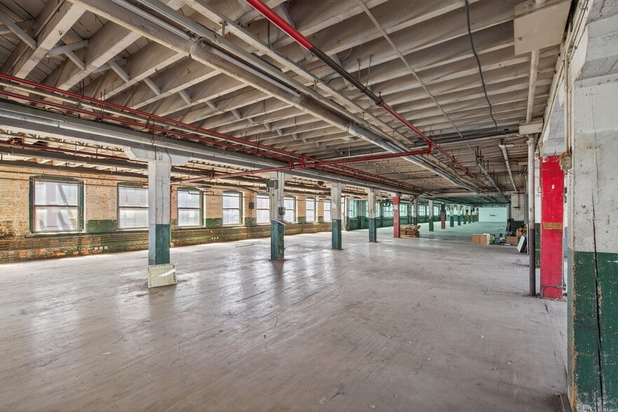 More Photos Of 27 E 2nd St, Richmond Warehouse For Sale
