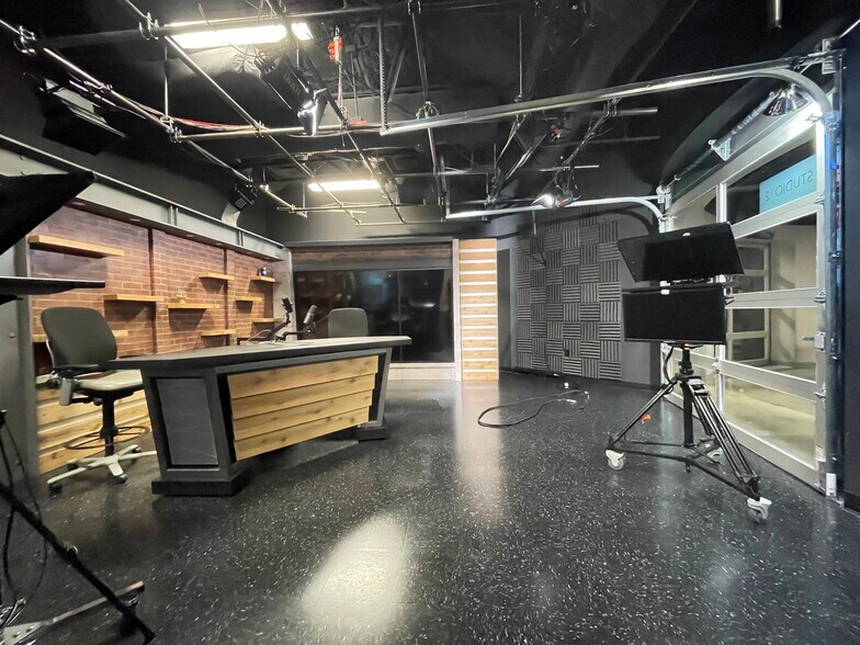 More Photos Of 7525 NW 4th Blvd, Gainesville Medical For Lease