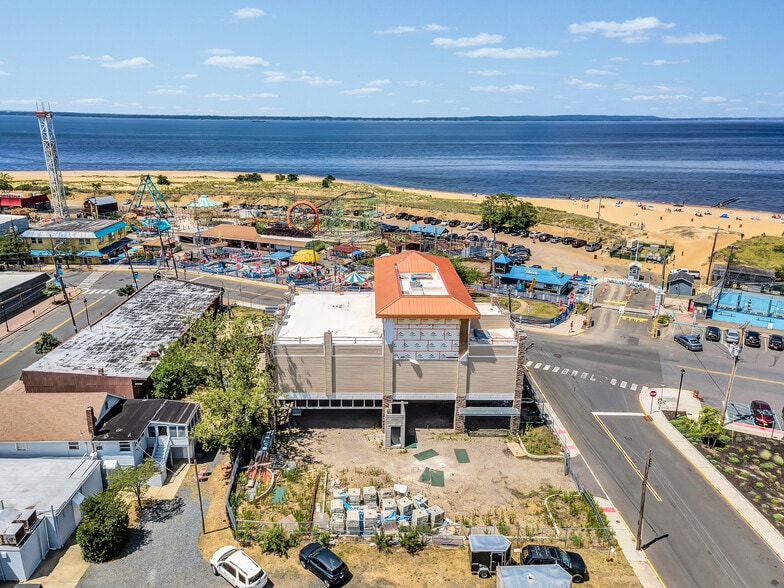 Primary Photo Of 260 Beachway Ave, Keansburg Restaurant For Lease