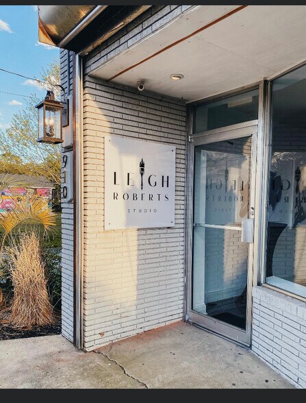 More Photos Of 902 S Castle St, Wilmington General Retail For Sale