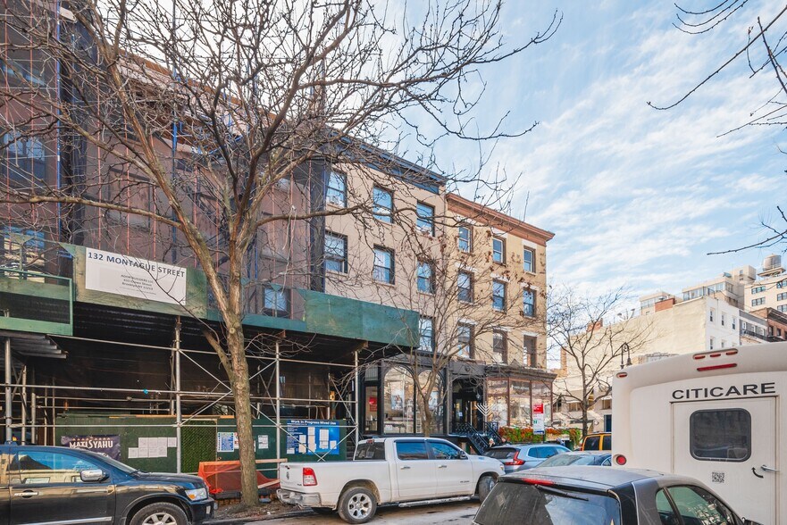 More Photos Of 130 Montague St, Brooklyn Apartments For Sale