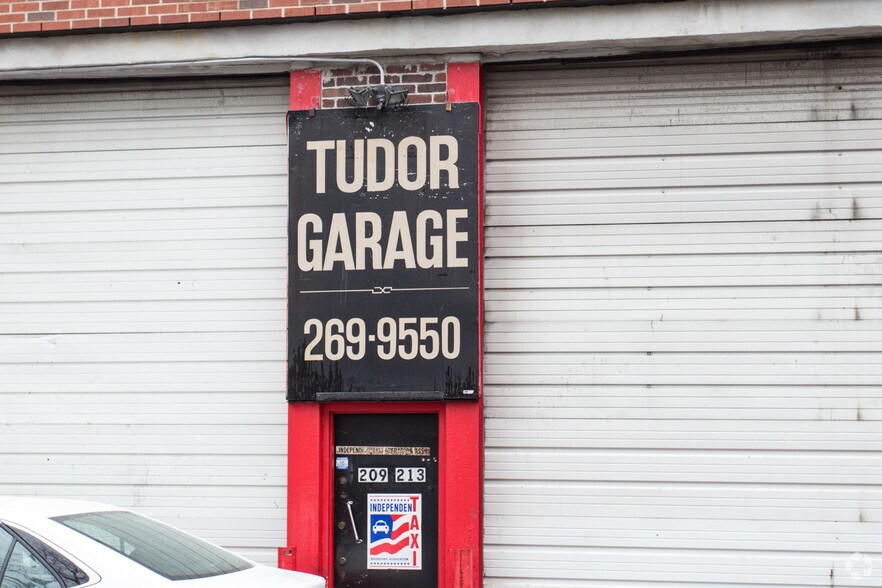 More Photos Of 209-213 Tudor St, Boston Warehouse For Lease