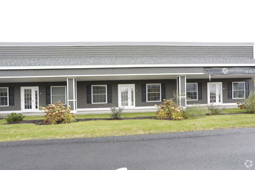 More Photos Of 4 Candy Ln, Hudson Warehouse For Lease