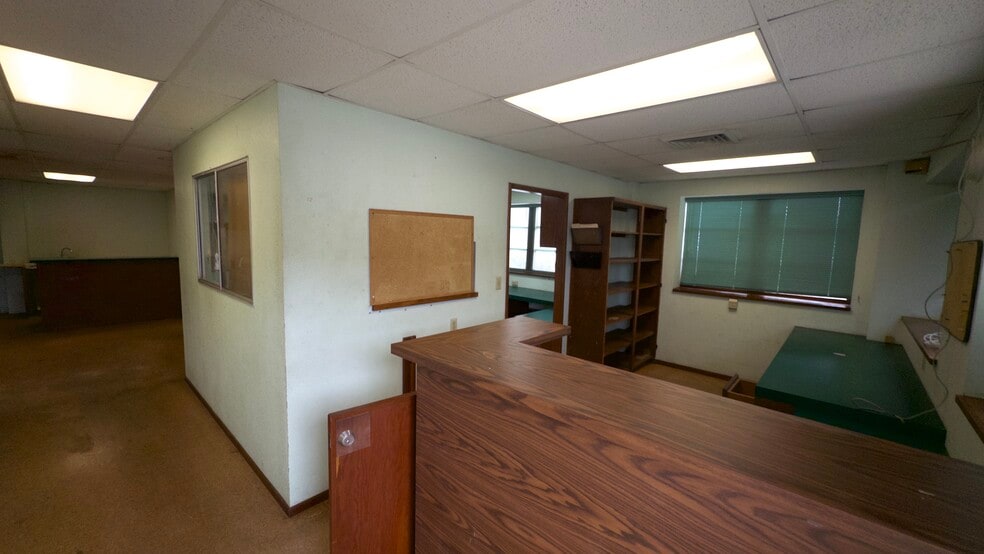 More Photos Of 500 Alakawa St, Honolulu Warehouse For Lease