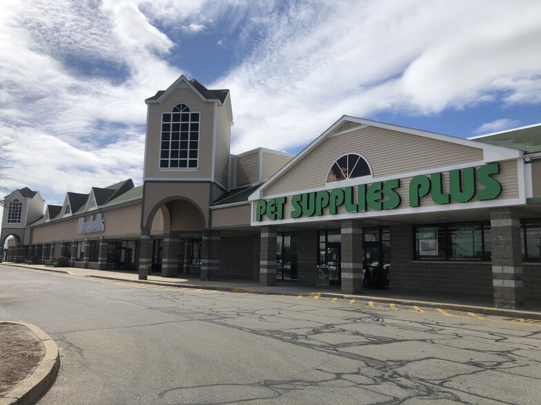 More Photos Of 1-42 Fairhaven Commons Way, Fairhaven Unknown For Lease