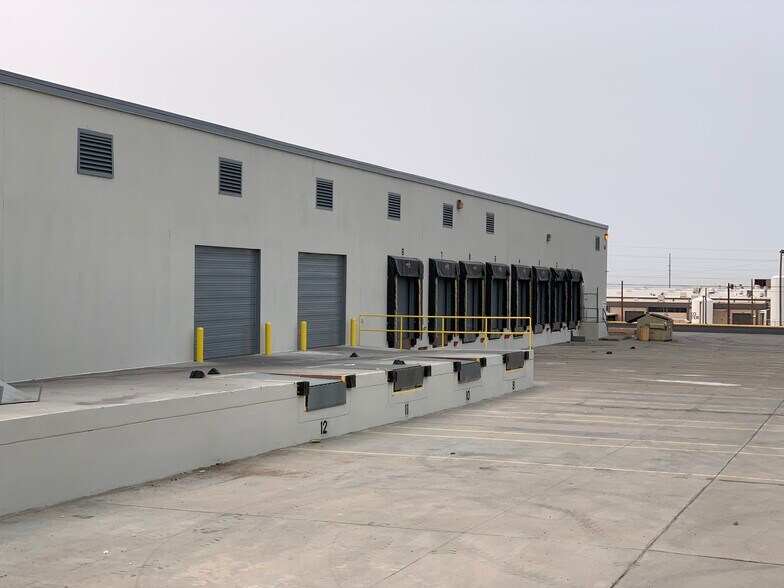 More Photos Of 1138 Barranca Dr, El Paso Warehouse For Lease