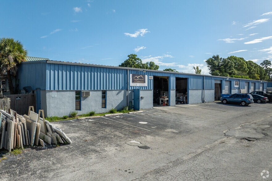 More Photos Of 600 Oak Pl, Port Orange Unknown For Lease