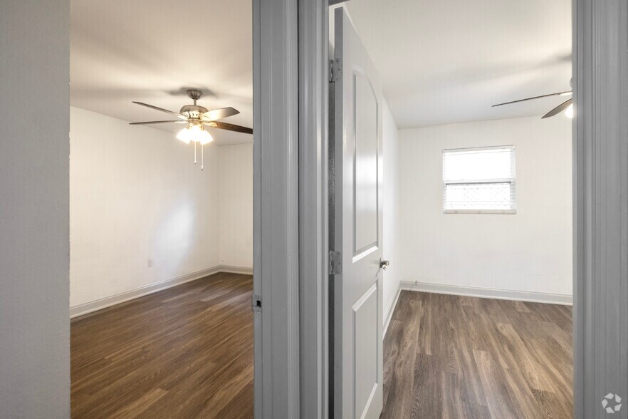 More Photos Of 1405 S Lorenzo Ave, Tampa Apartments For Sale