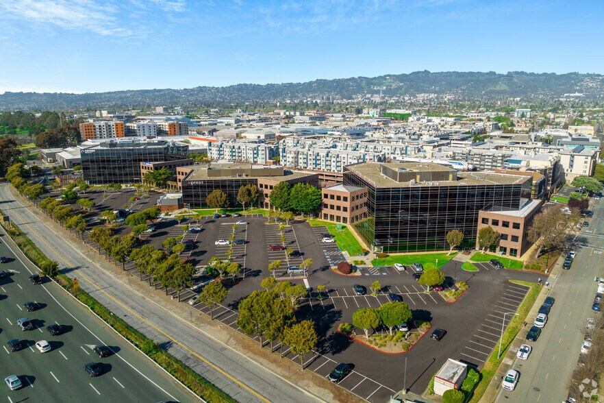 More Photos Of 6425 Christie Ave, Emeryville Office For Lease