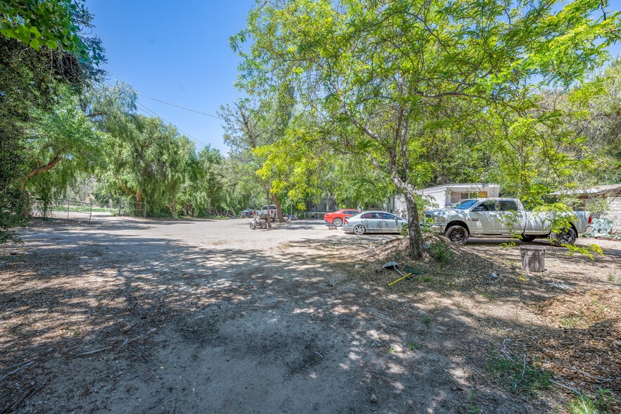 More Photos Of 12625 Sierra Hwy, Santa Clarita Restaurant For Sale