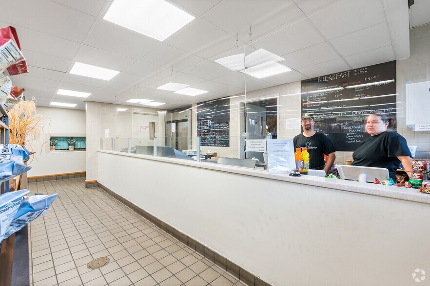 More Photos Of 500 Bic Dr, Milford Warehouse For Lease