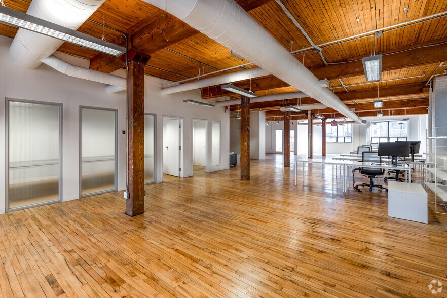 More Photos Of 116 Spadina Ave, Toronto Office Residential For Lease