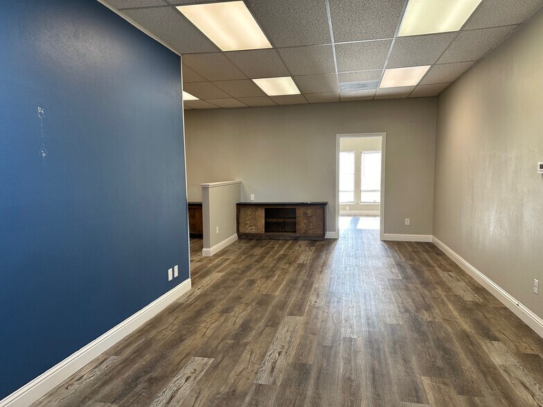 More Photos Of 1746 Grand Canal Blvd, Stockton Office For Sale