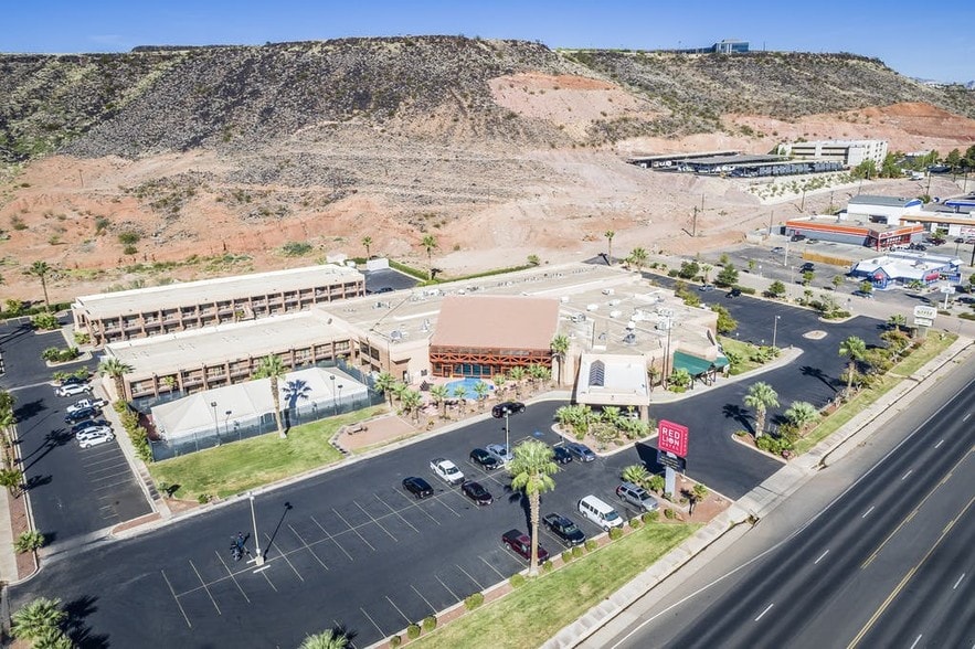 More Photos Of 850 S Bluff St, Saint George Hotel For Lease