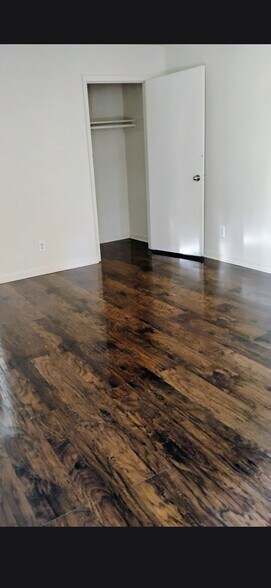 More Photos Of 507-513 E Washington Ave, Osceola Multifamily For Sale