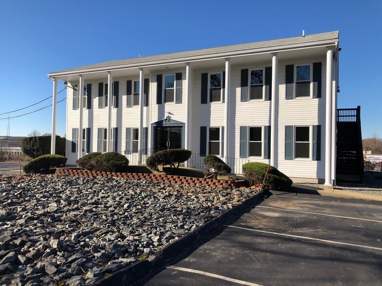 More Photos Of 120 Lavan St, Warwick Office For Lease
