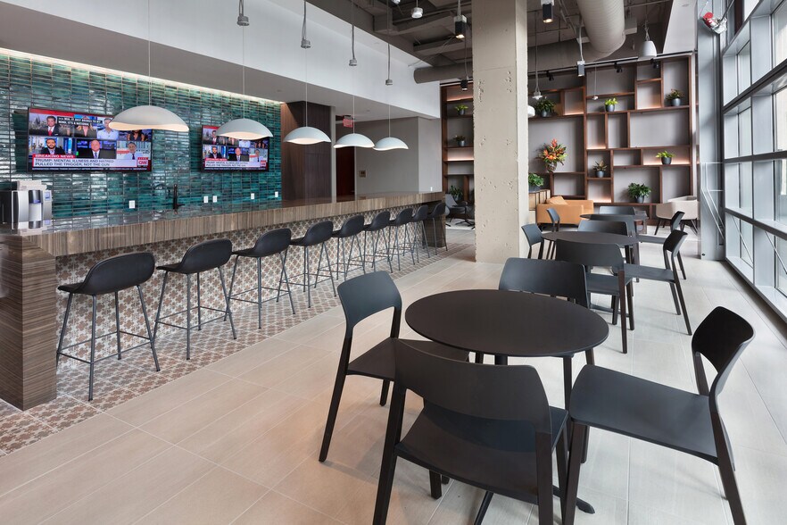 More Photos Of 1600 International Dr, McLean Office For Lease