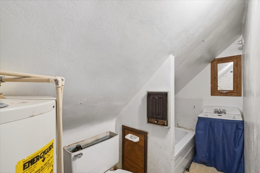 More Photos Of , Spencer Specialty For Sale