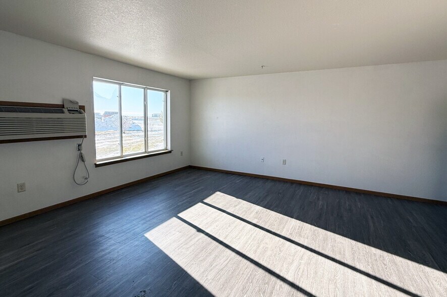 More Photos Of 1003 2nd St, Crosby Apartments For Sale