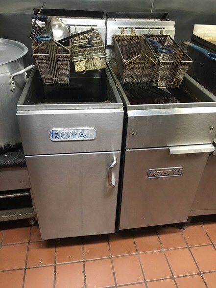 More Photos Of 17941 Grand Ave, Lake Elsinore Convenience Store For Lease