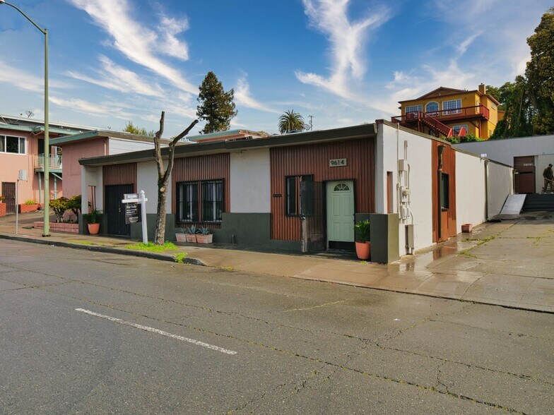 More Photos Of 9614-9616 MacArthur Blvd, Oakland Specialty For Sale