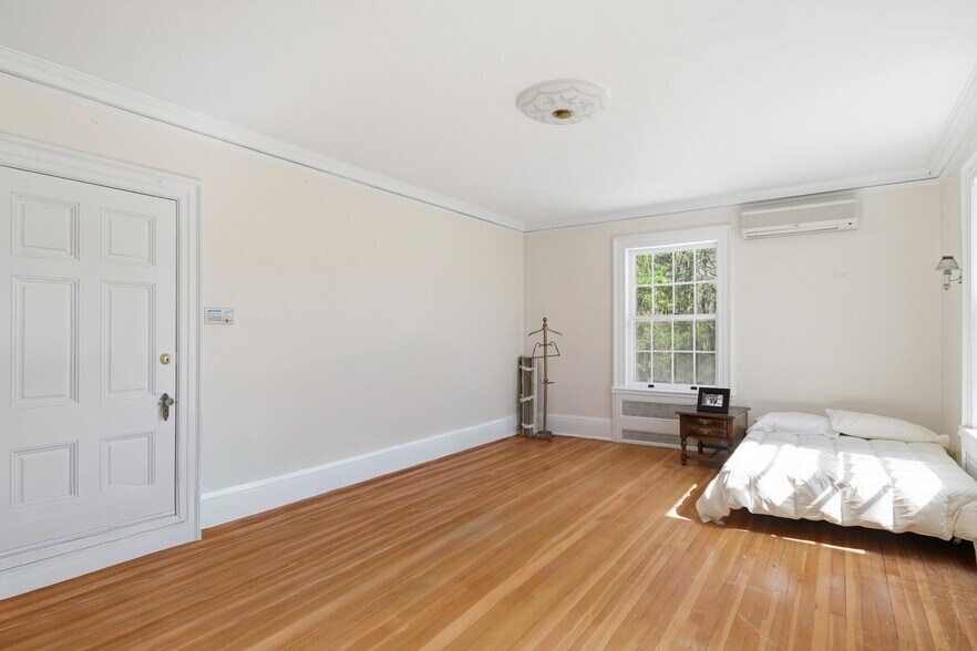 More Photos Of 2255 Ballston Ave, Saratoga Springs Restaurant For Sale
