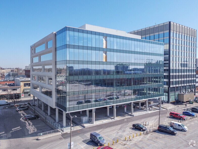 More Photos Of 345 King St W, Kitchener Office For Lease