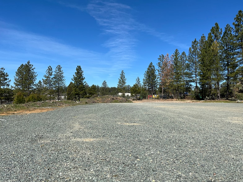 More Photos Of 11452 E Bennett Rd, Grass Valley Industrial For Lease