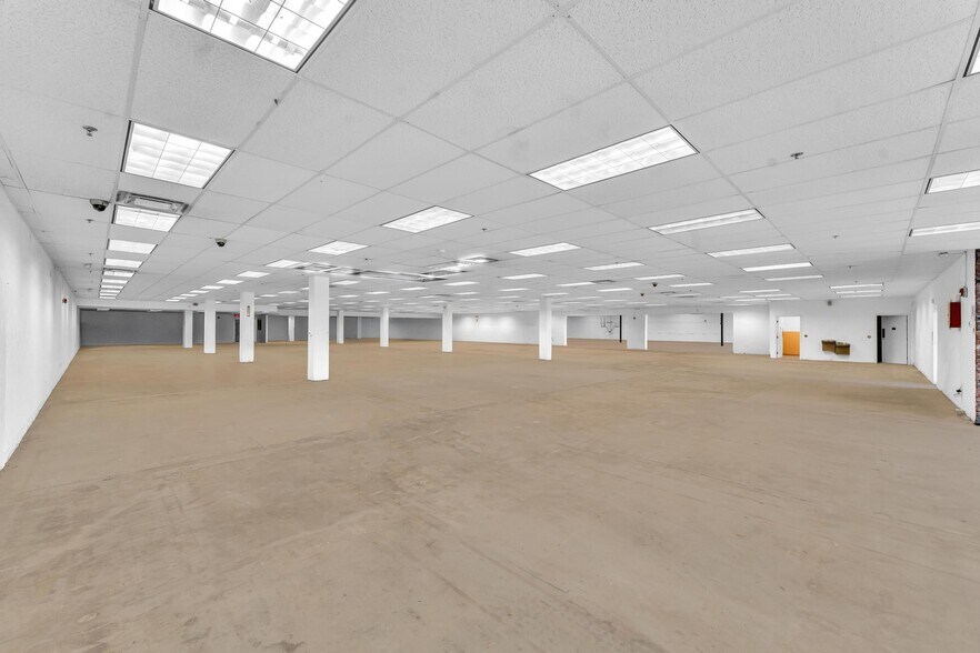 More Photos Of 7121-7177 S US Highway 1, Port Saint Lucie General Retail For Lease