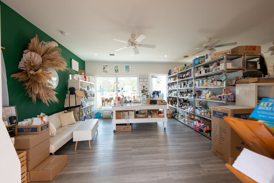 More Photos Of 1028 Truman Ave, Key West Storefront Retail Residential For Sale