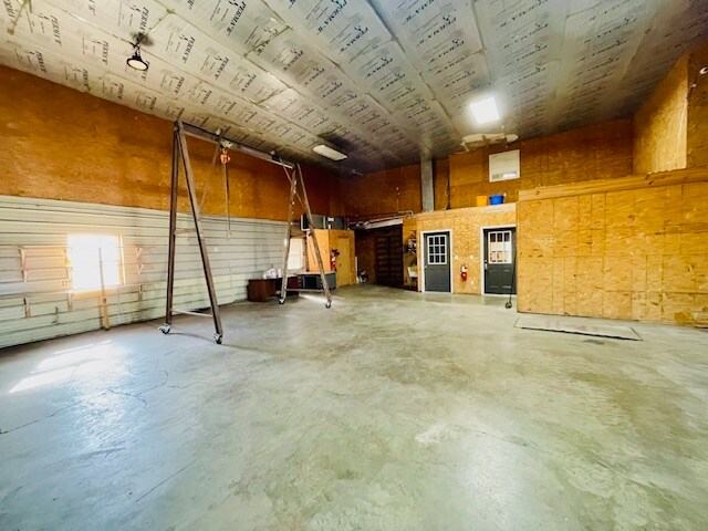 More Photos Of 475 Western Dr, Sikeston Flex For Sale