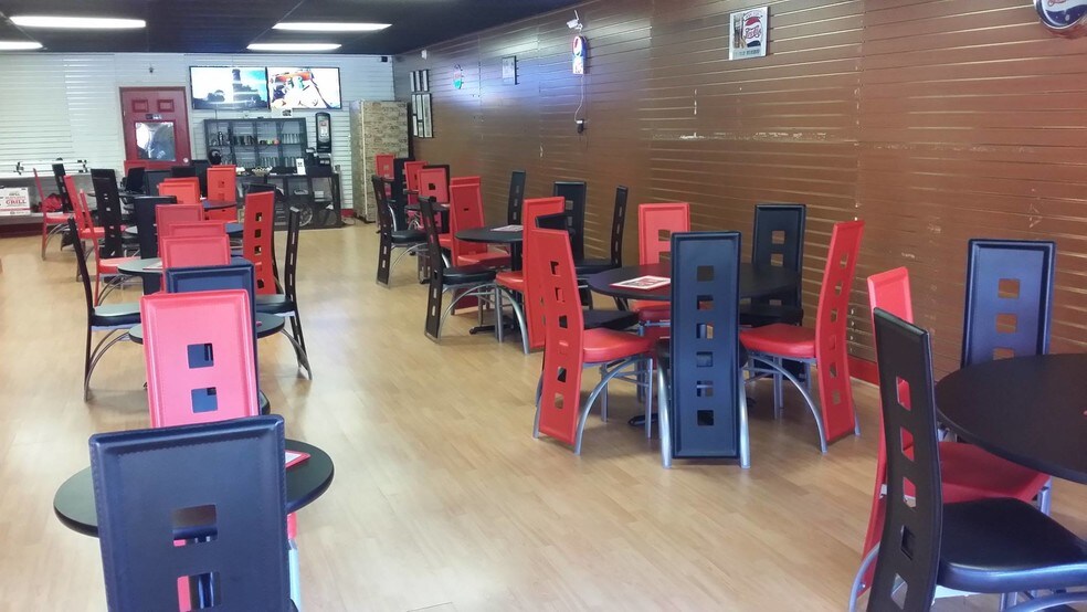 More Photos Of 622 North Dr, Hopkinsville General Retail For Sale