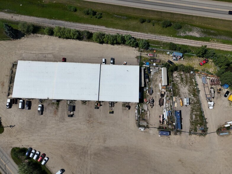 More Photos Of 4000 Landry Ave, Red Deer County Warehouse For Lease
