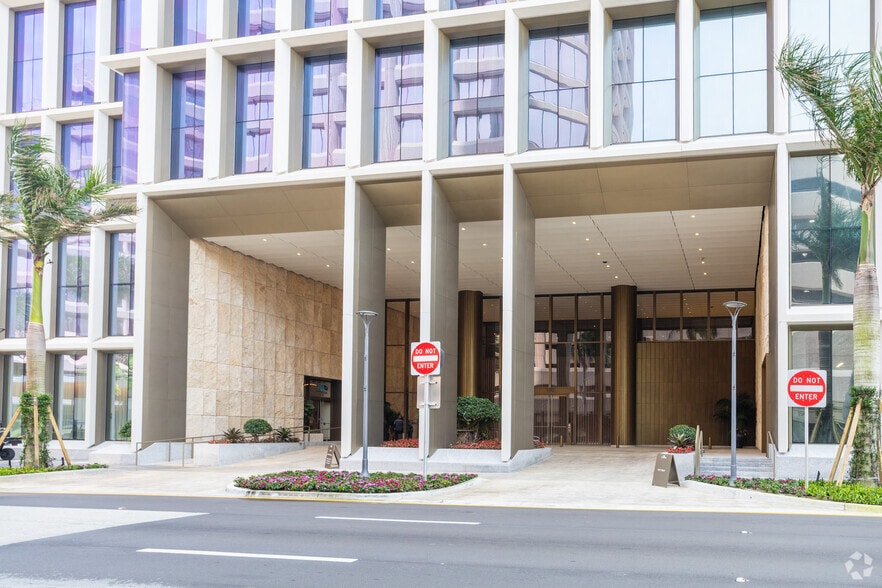 More Photos Of 180 Lakeview Ave, West Palm Beach Office For Lease