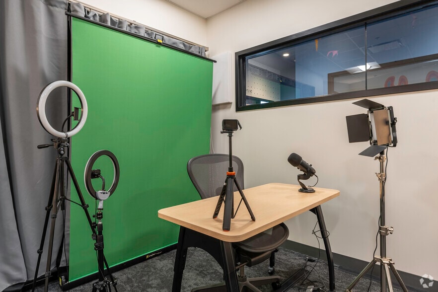 More Photos Of 225 Dyer St, Providence Office For Lease