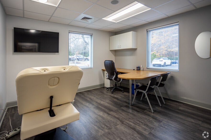 More Photos Of 1829 Gunbarrel Rd, Chattanooga Medical For Lease