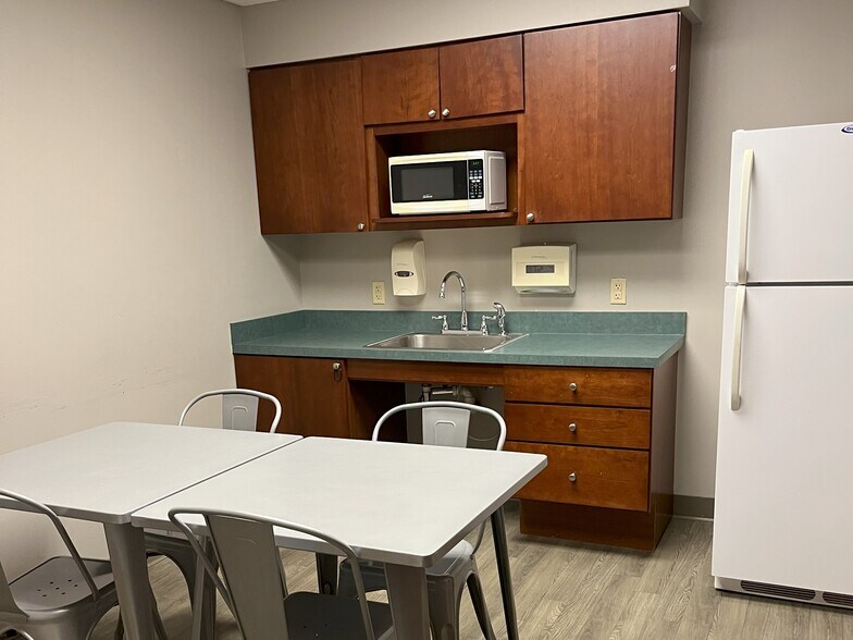 More Photos Of 145 Brinton Lake Rd, Glen Mills Medical For Lease