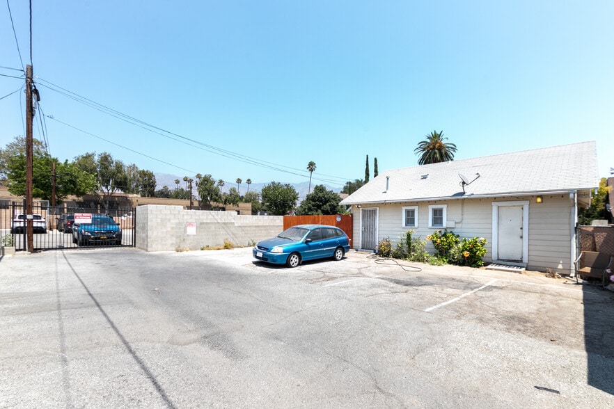 More Photos Of , Pasadena Unknown For Sale