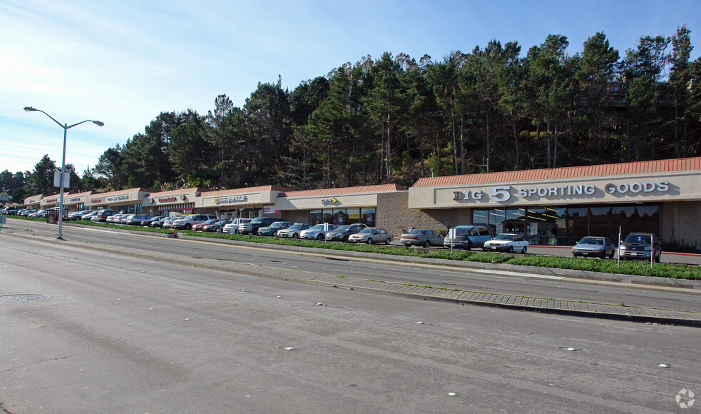 Primary Photo Of 314-362 Gellert Blvd, Daly City Storefront For Lease