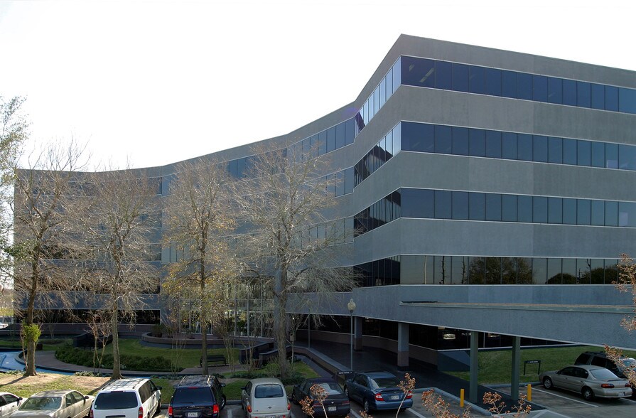 More Photos Of 10800 Richmond Ave, Houston Office For Lease