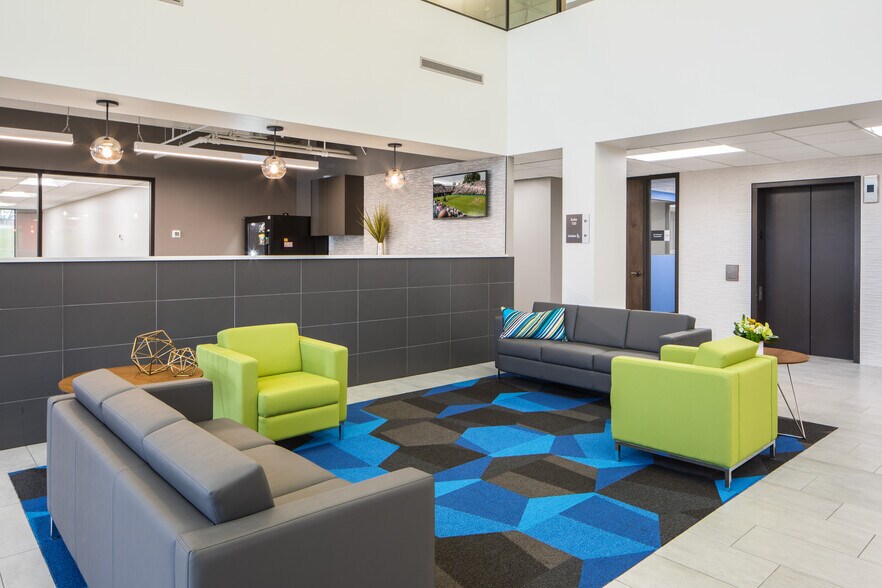 More Photos Of 7801 E Bush Lake Rd, Bloomington Office For Lease