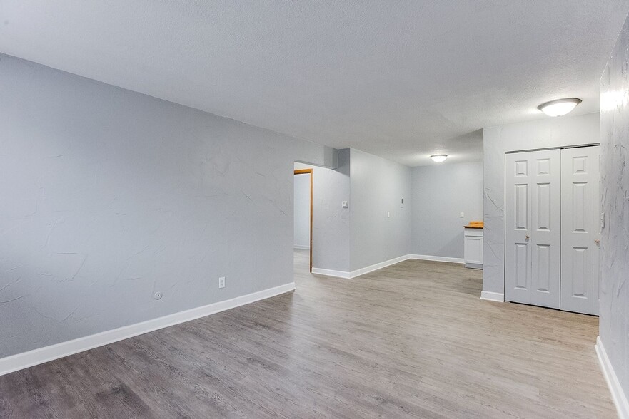 More Photos Of 748 Tatum St, Saint Paul Apartments For Sale